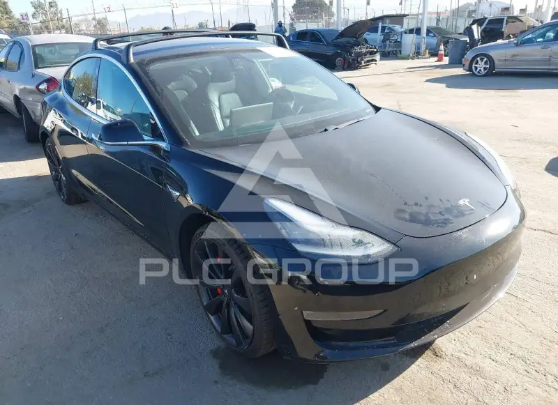 2020 Tesla Model 3 фото