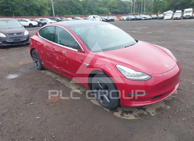 2020 Tesla Model 3 фото