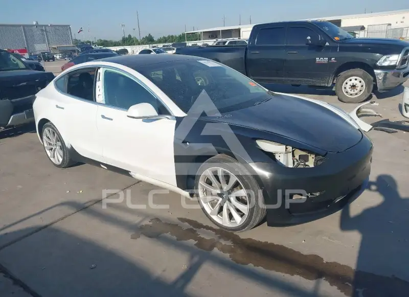 2020 Tesla Model 3 photo