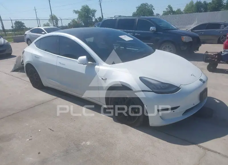 2020 Tesla Model 3 фото