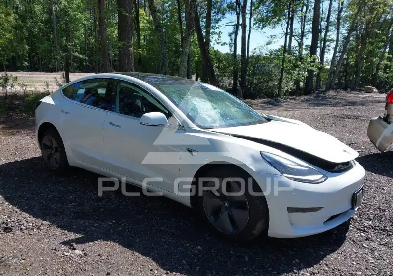 2020 Tesla Model 3 фото