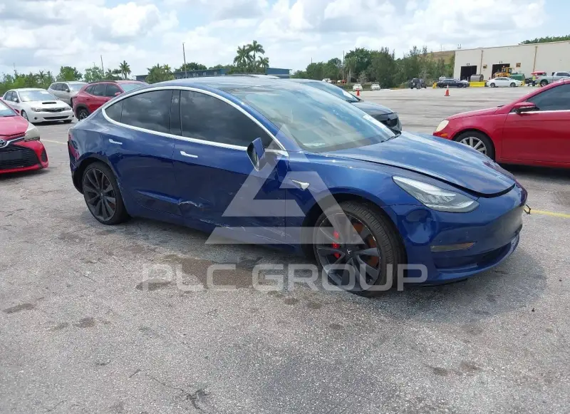 2020 Tesla Model 3 фото