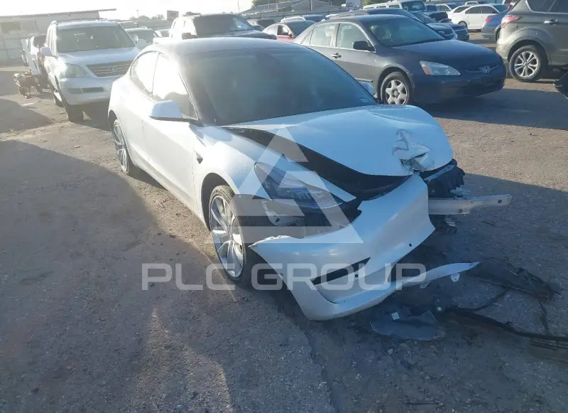 2020 Tesla Model 3 фото