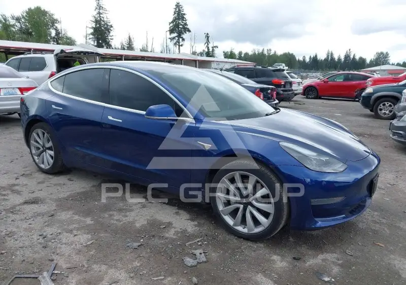 2020 Tesla Model 3 фото