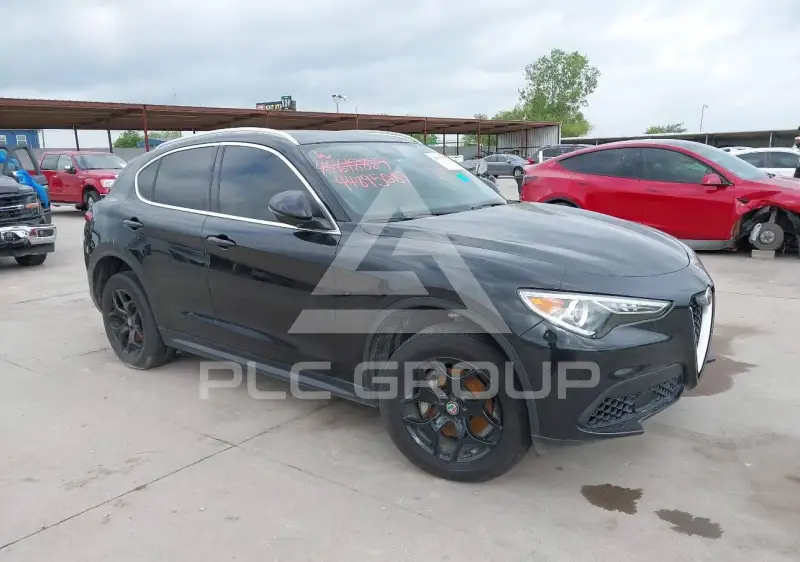 2020 Alfa Romeo Stelvio фото