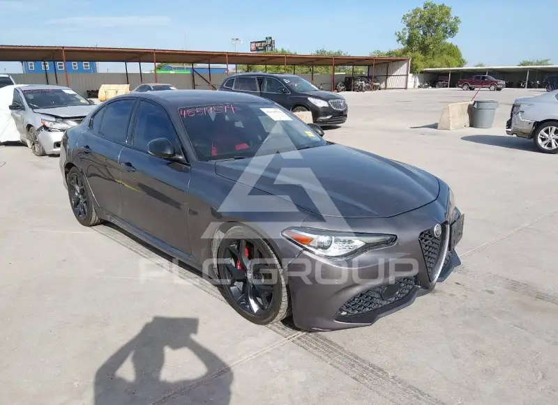 2020 Alfa Romeo Giulia фото