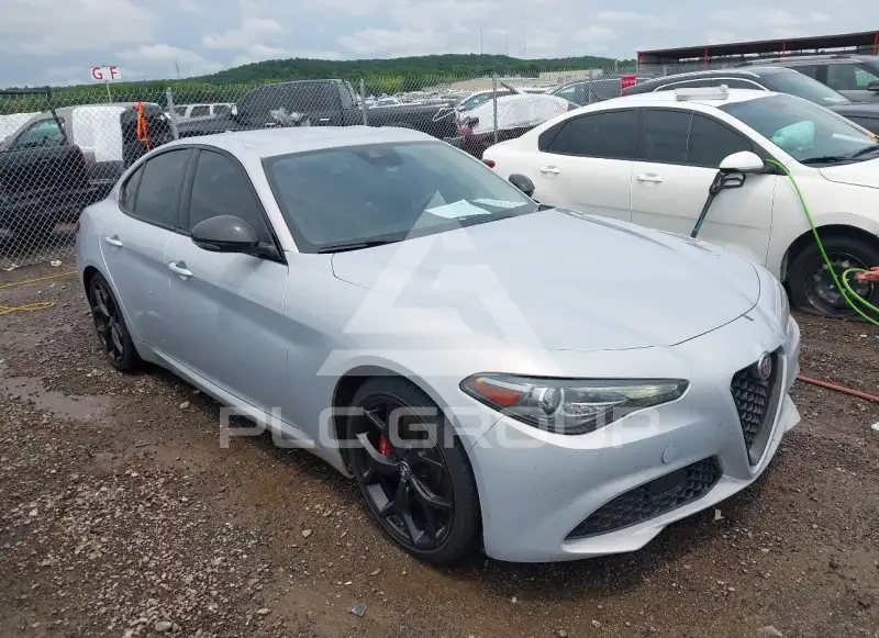 2020 Alfa Romeo Giulia фото