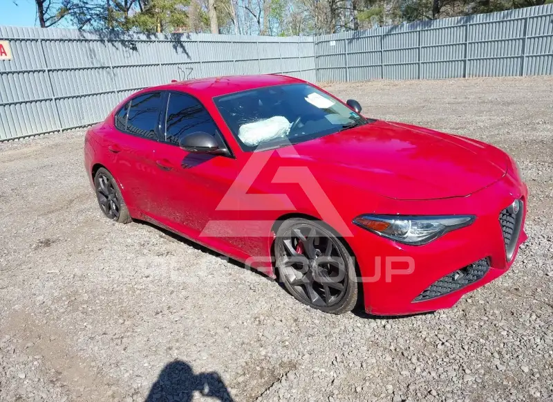 2020 Alfa Romeo Giulia фото