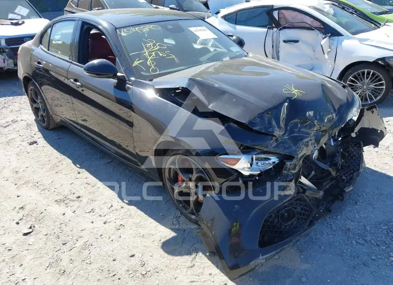 2020 Alfa Romeo Giulia photo