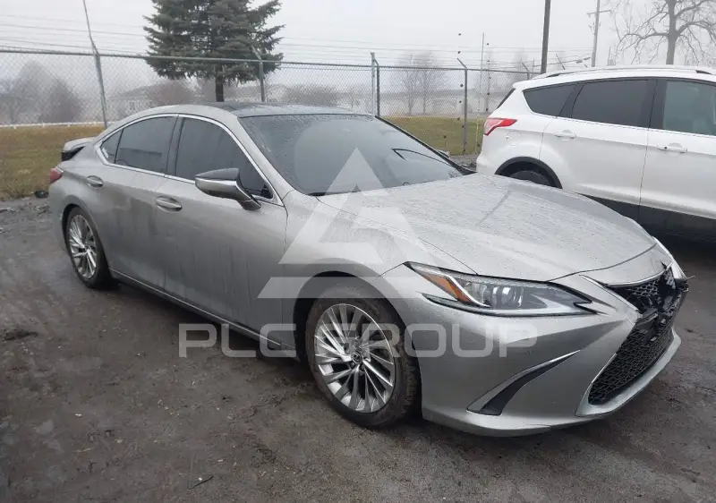 2020 Lexus ES350 фото