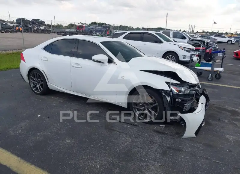 2020 Lexus IS300 photo