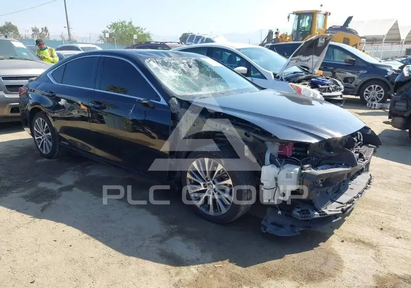 2020 Lexus ES300 фото
