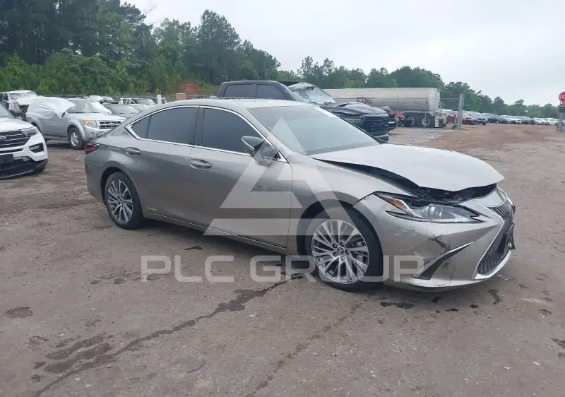 2020 Lexus ES300 фото