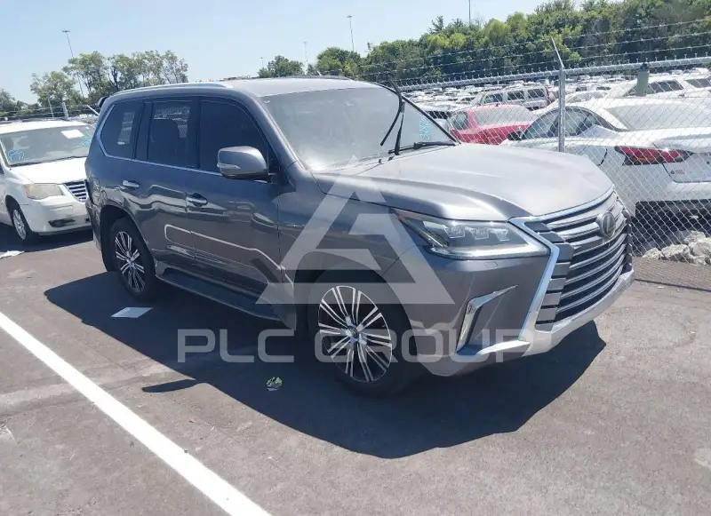 2020 Lexus LX570 photo