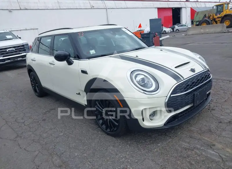 2020 Mini Clubman photo