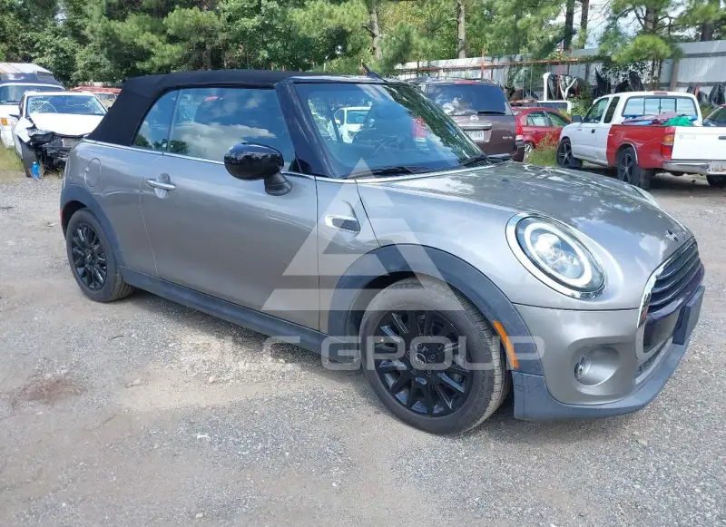 2020 Mini Cooper photo