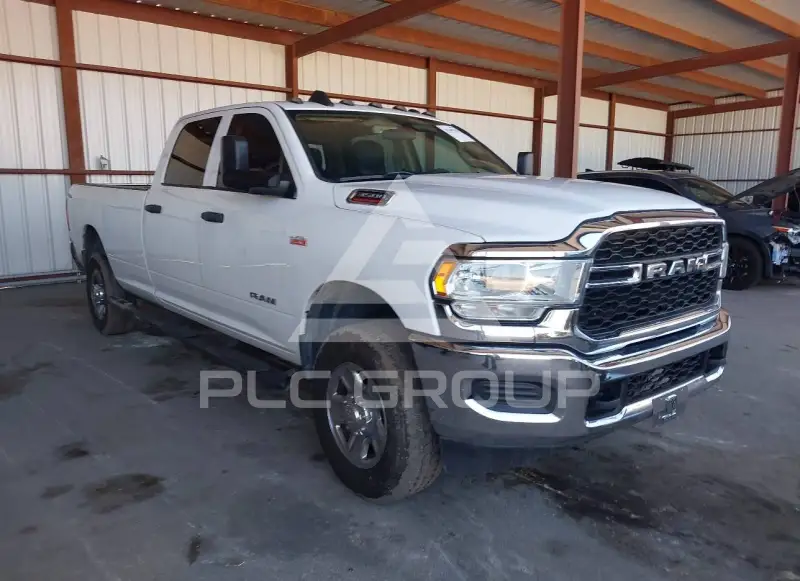 2020 RAM 3500 photo
