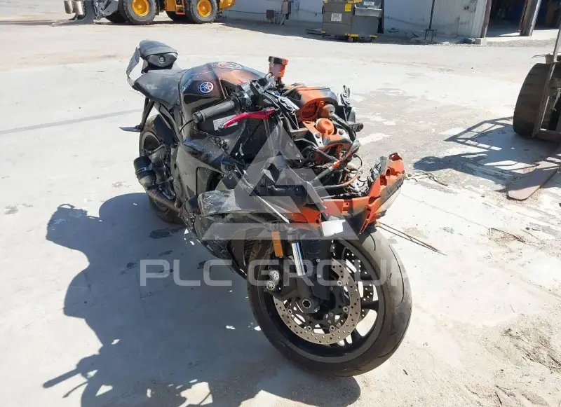 2020 Yamaha YZF-R1 фото