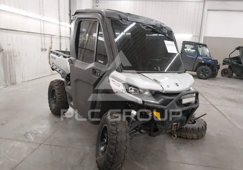 2020 Can-AM DEFENDER фото