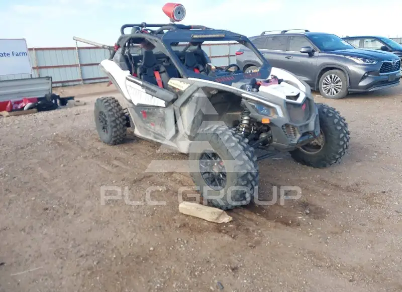 2020 Can-AM MAVERICK фото