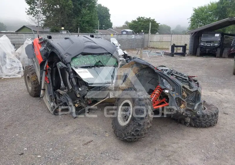 2020 Can-AM MAVERICK фото