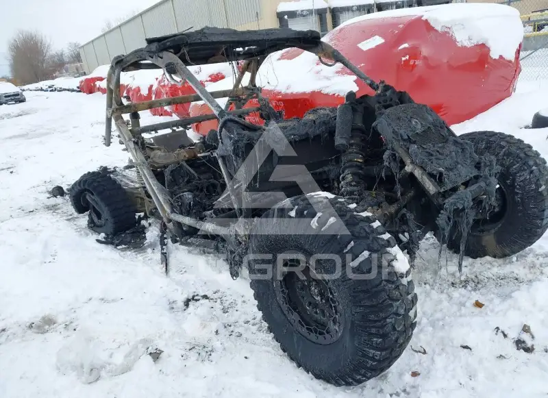 2020 Can-AM MAVERICK фото