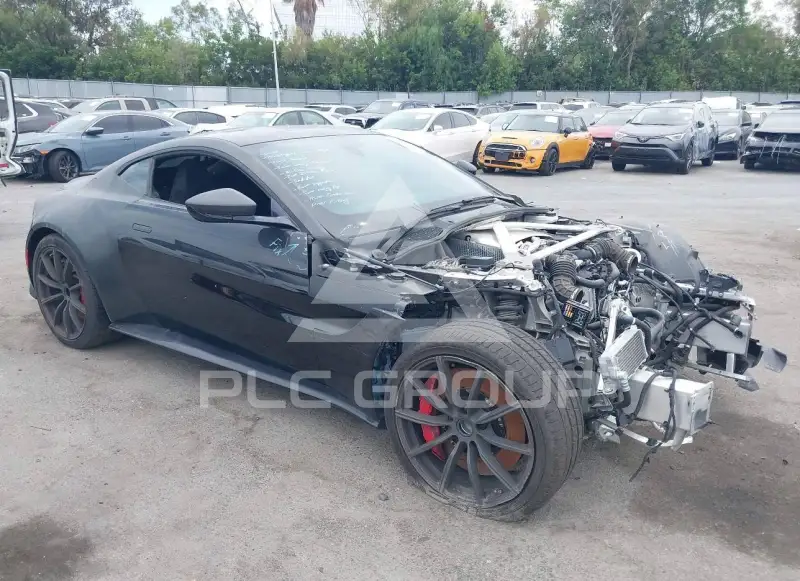 2020 Aston Martin Vantage фото