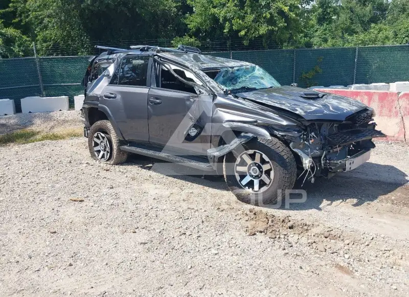 2020 Toyota 4 RUNNER фото