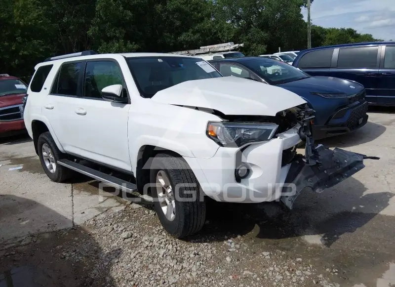 2020 Toyota 4 RUNNER photo