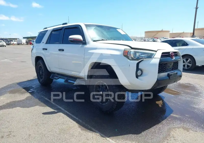 2020 Toyota 4 RUNNER фото
