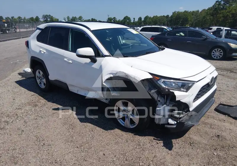 2020 Toyota RAV4 фото