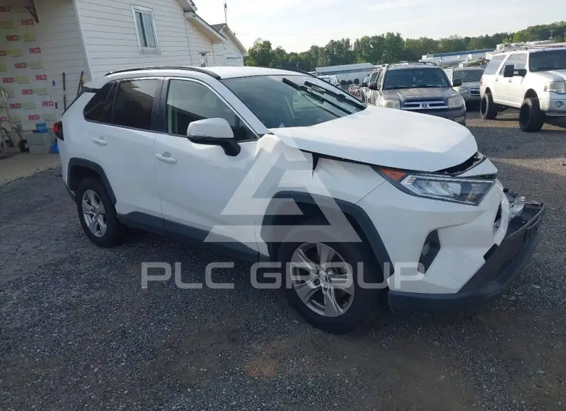 2020 Toyota RAV4 фото