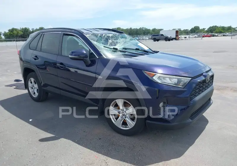 2020 Toyota RAV4 фото