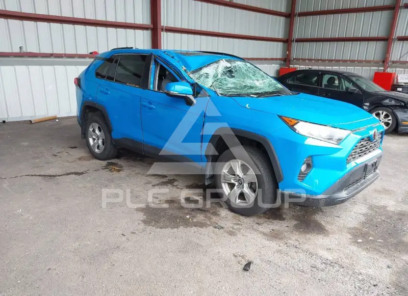2020 Toyota RAV4 фото