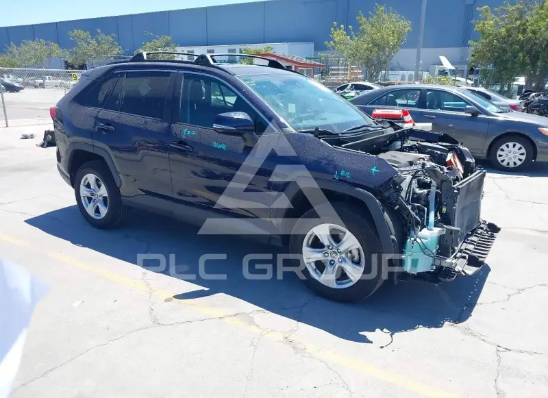 2020 Toyota RAV4 фото