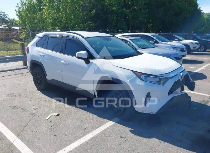 2020 Toyota RAV4 фото