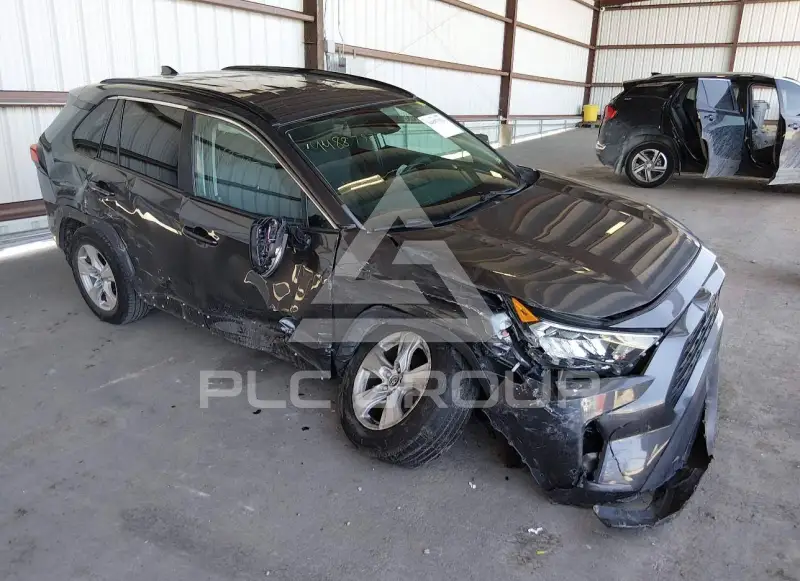 2020 Toyota RAV4 photo