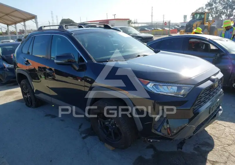 2020 Toyota RAV4 photo