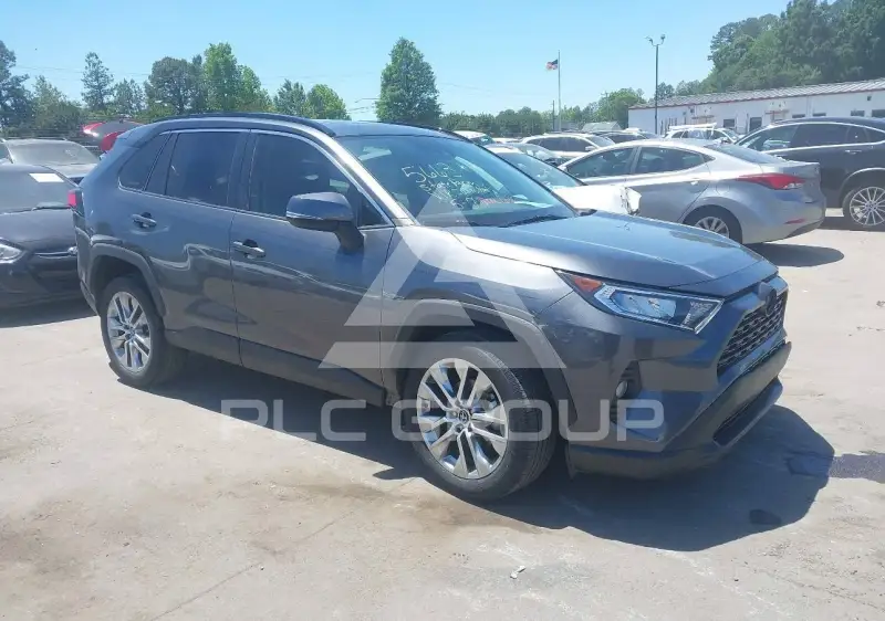 2020 Toyota RAV4 фото