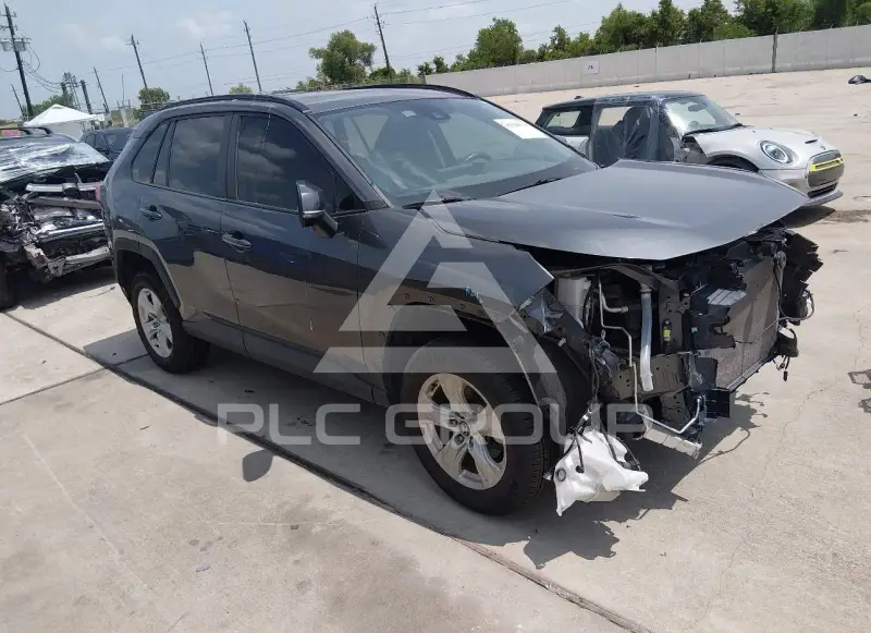 2020 Toyota RAV4 photo