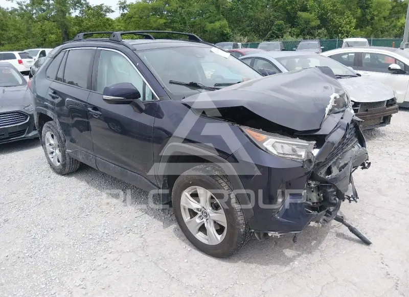 2020 Toyota RAV4 фото