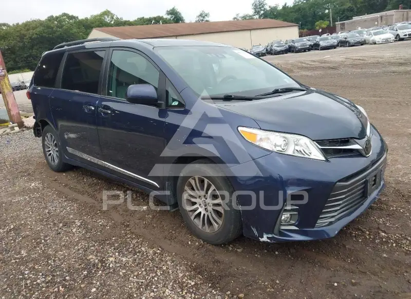 2020 Toyota SIENNA фото