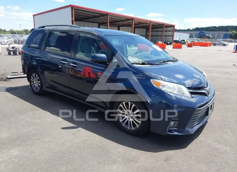 2020 Toyota SIENNA фото