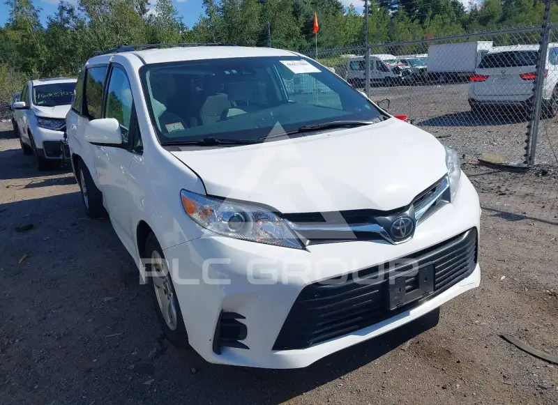 2020 Toyota SIENNA фото