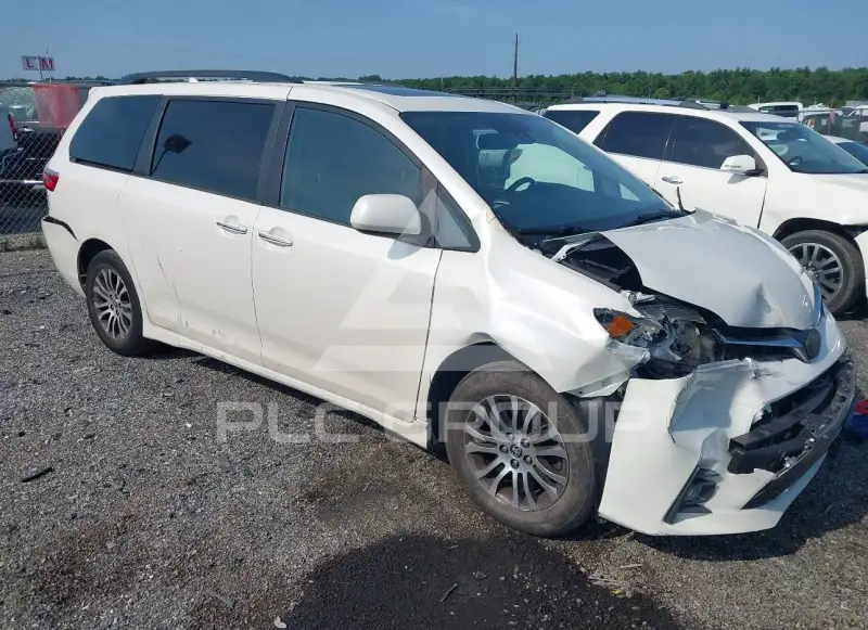 2020 Toyota SIENNA фото