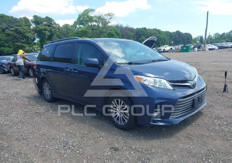 2020 Toyota SIENNA фото