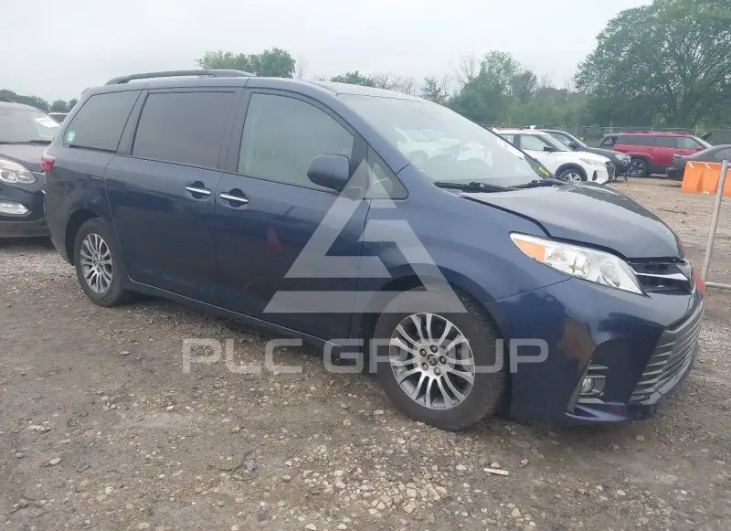2020 Toyota SIENNA photo
