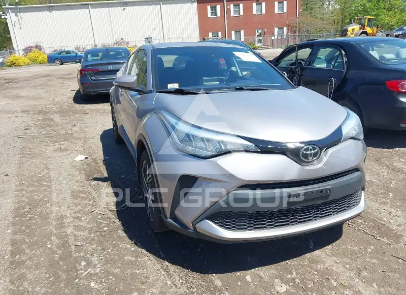 2020 Toyota C-HR photo
