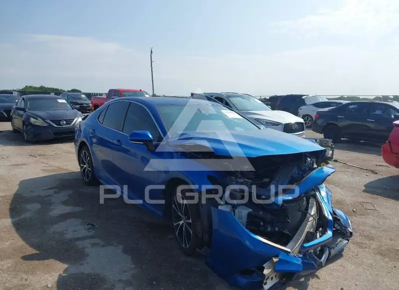 2020 Toyota CAMRY фото