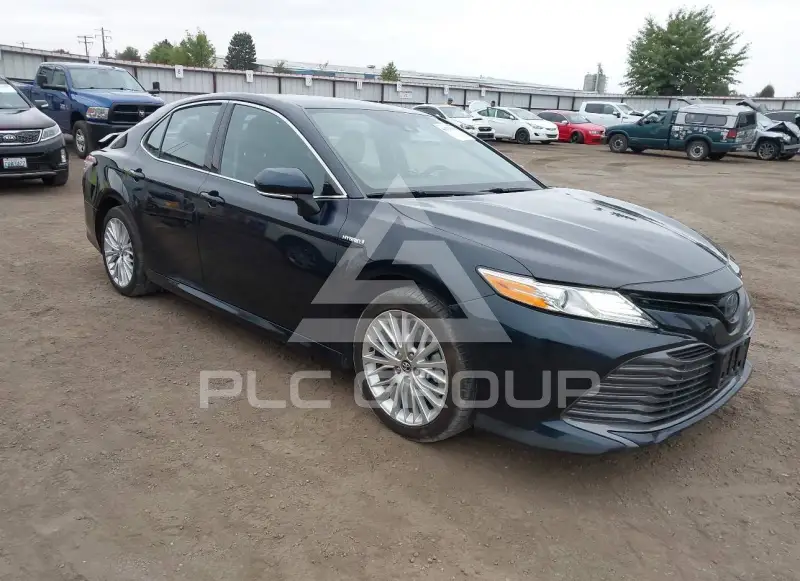 2020 Toyota CAMRY фото